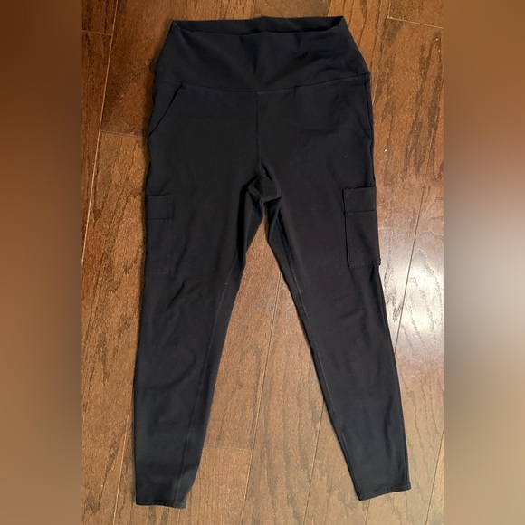 Spyder Pants - Black Spyder Cargo Leggings